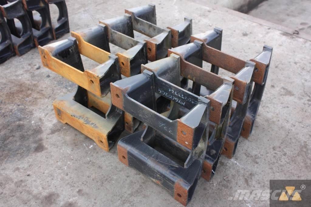 CAT Trackguards Tyres, wheels and rims