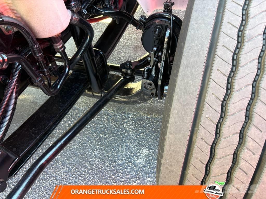 International 4300 Box body trucks