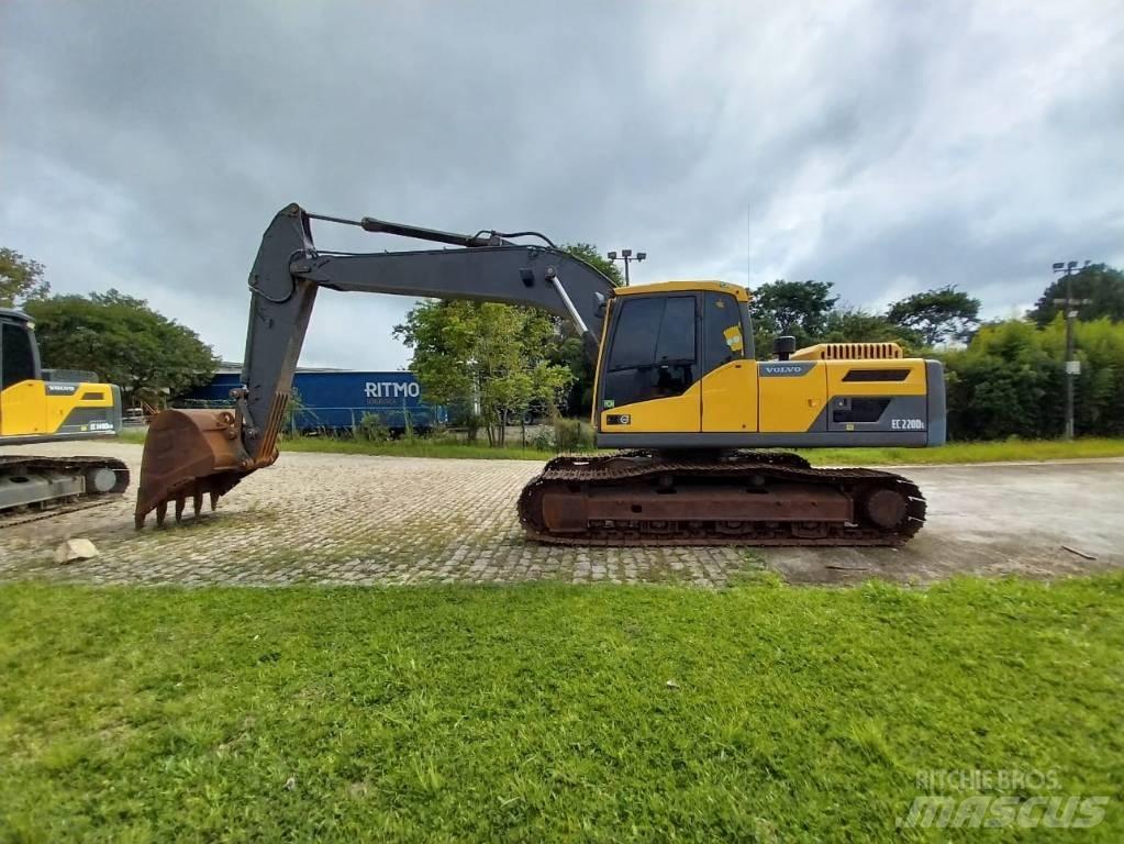 Volvo EC 220 DL Crawler excavators