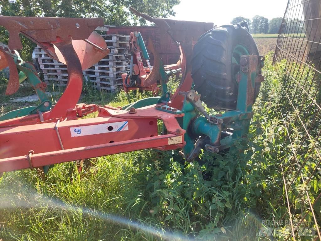 Kverneland EG85-300 Reversible ploughs