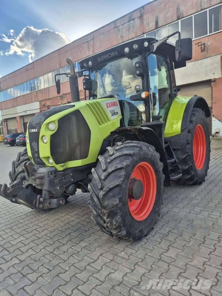 CLAAS Arion 530 Tractors