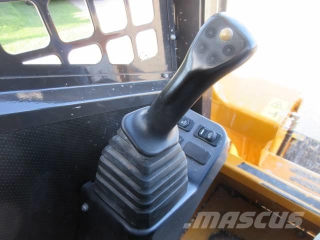 Kato AS12 Skid steer loaders