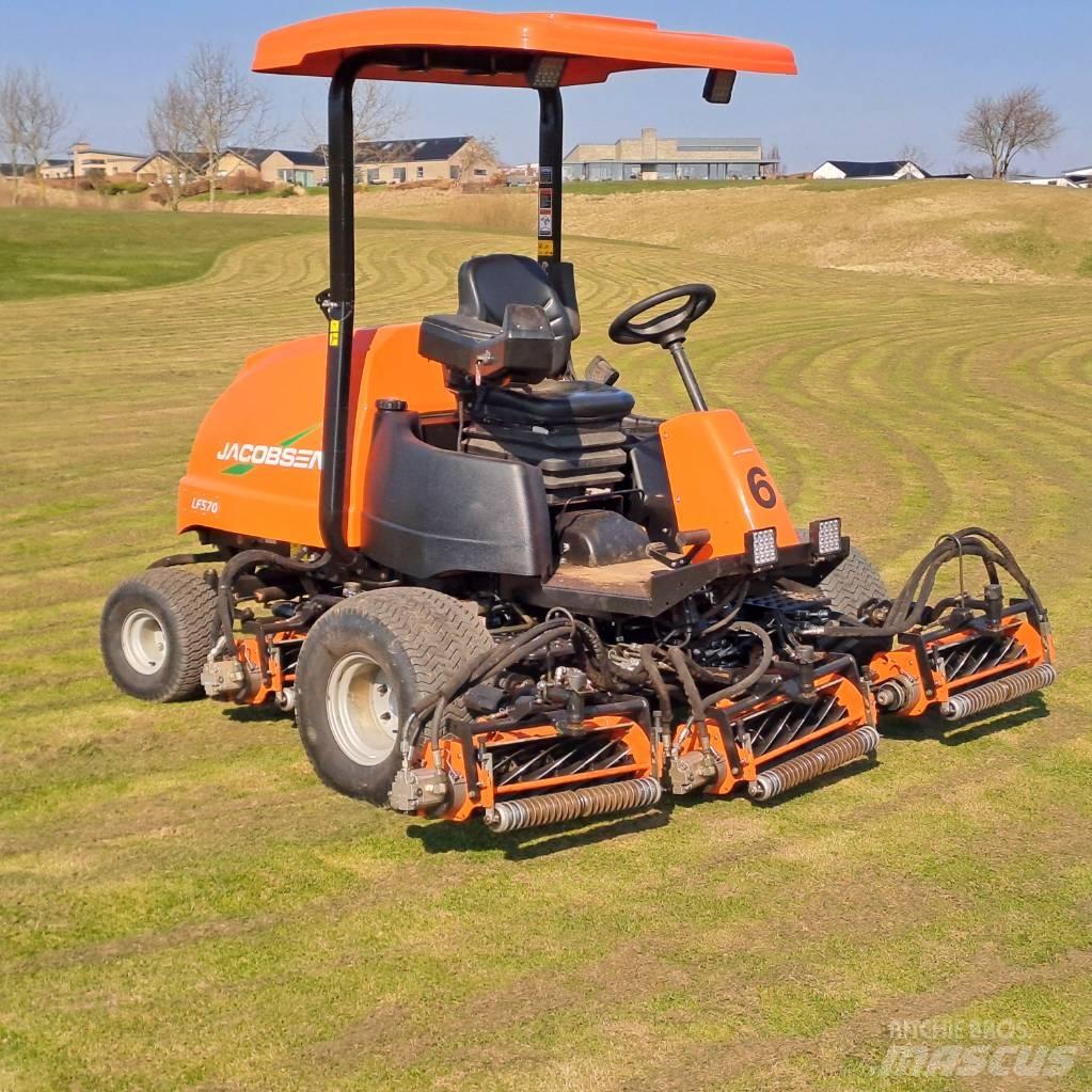 Jacobsen LF570 Fairway mowers