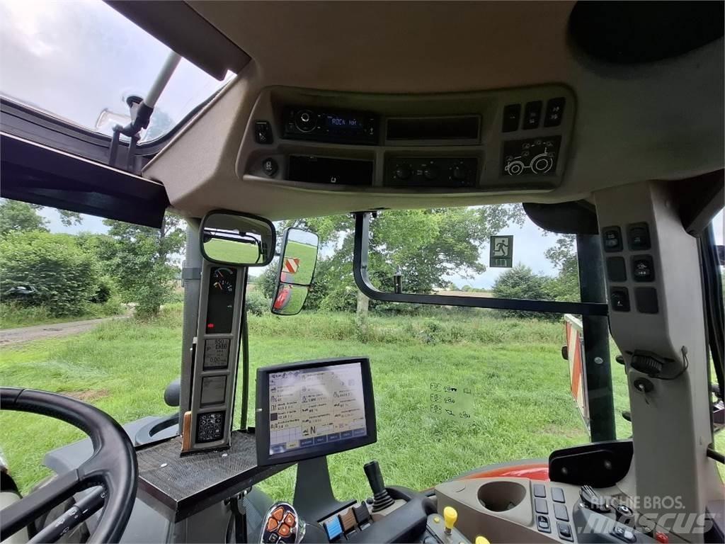 Case IH Optum 270 Tractors