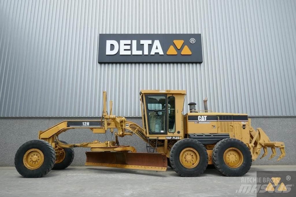 CAT 12H Graders