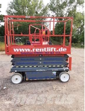 SkyJack SJ III 3226 Scissor lifts
