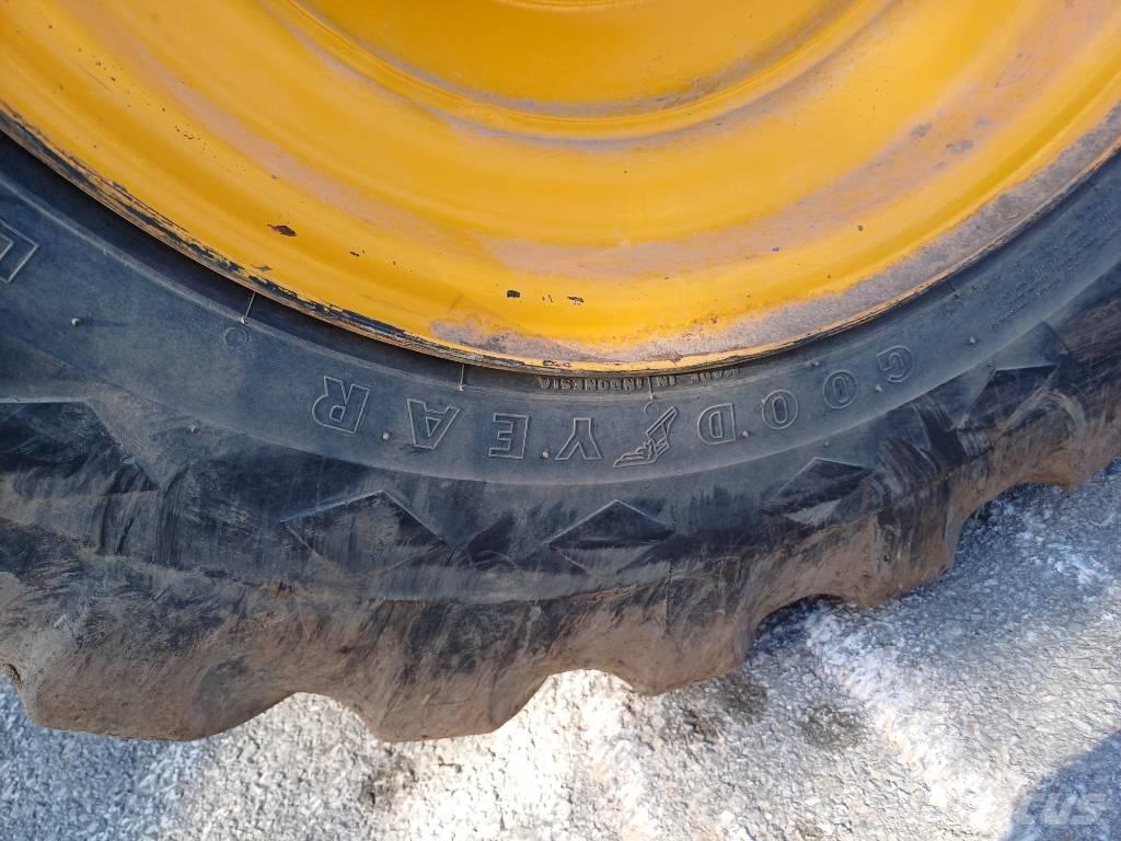 JCB 930-2 Rough terrain trucks