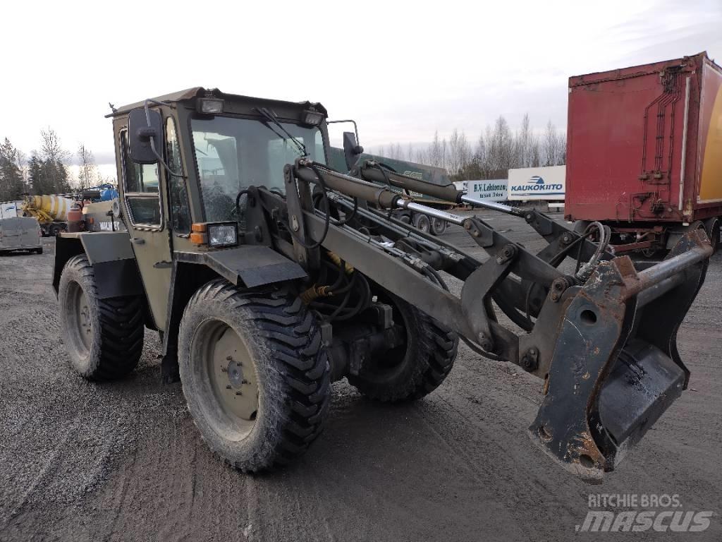 Valmet 643 Mini loaders