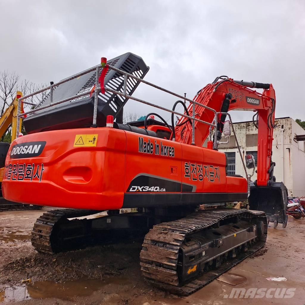 Doosan DX 340 LC Crawler excavators