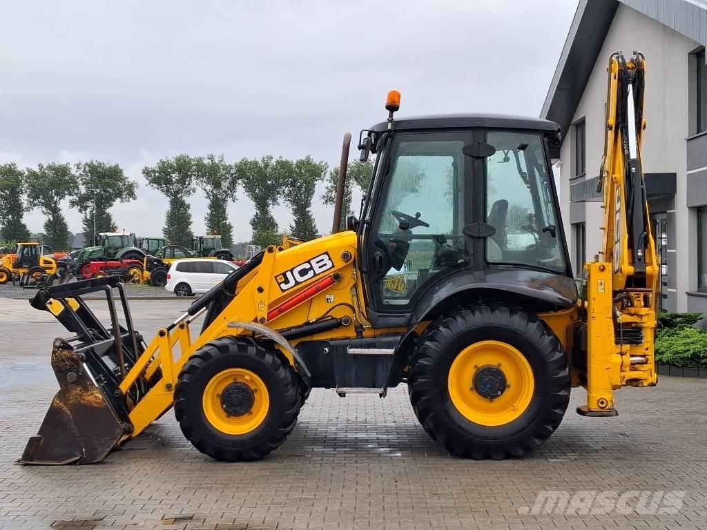 JCB 3 CX Backhoe loaders
