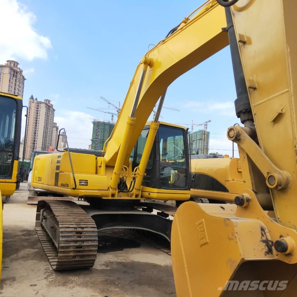 Komatsu PC200-6 Crawler excavators