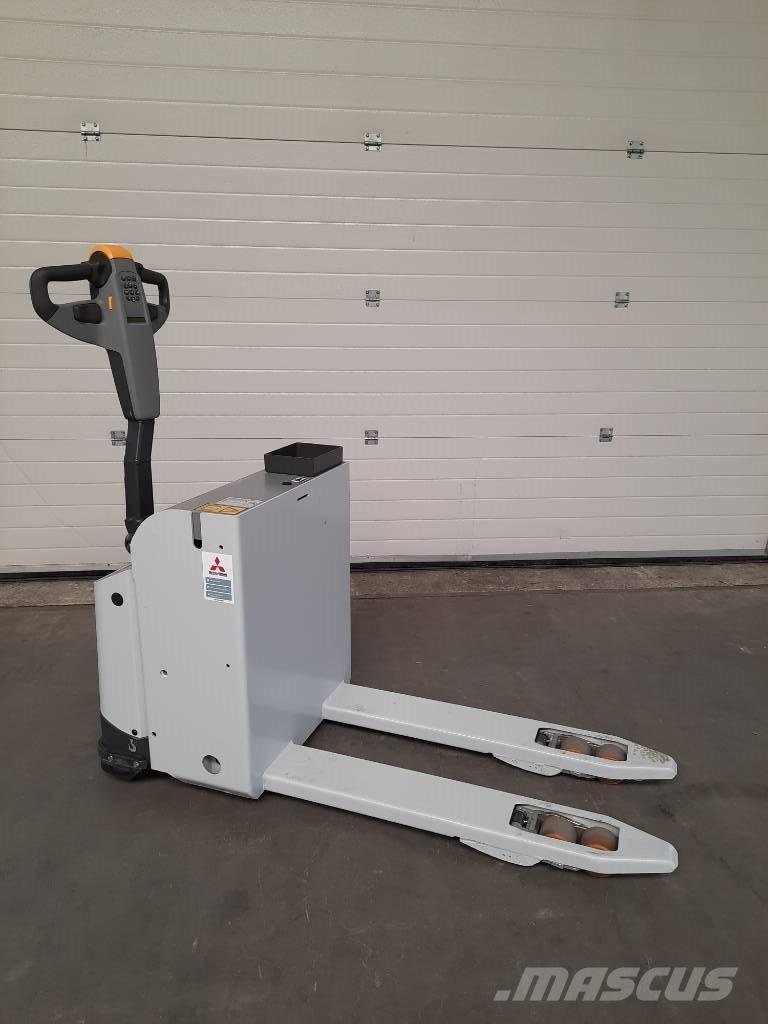 UniCarriers PLL180 Low lifter