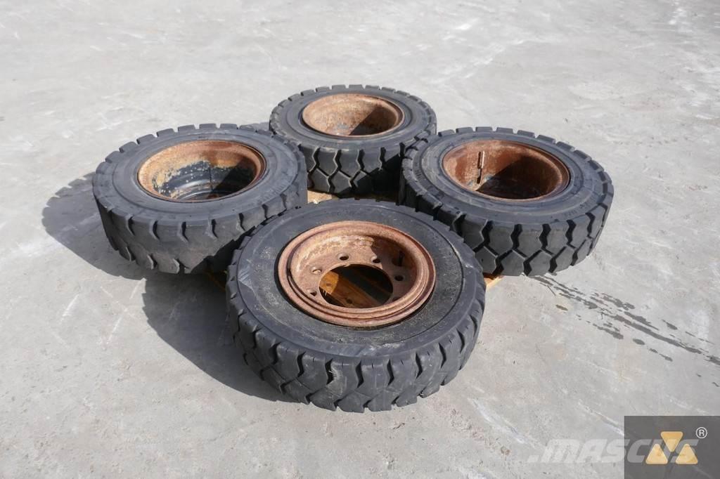 Trelleborg 7.50-15 Tyres, wheels and rims
