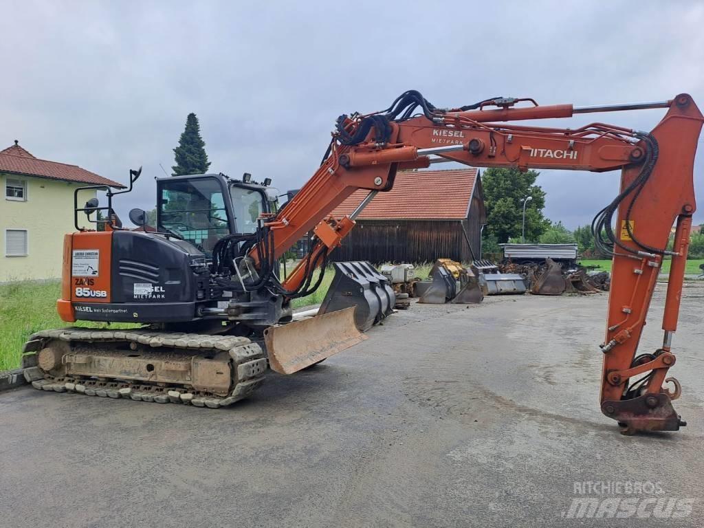 Hitachi ZX85USB-6 Midi excavators  7t - 12t