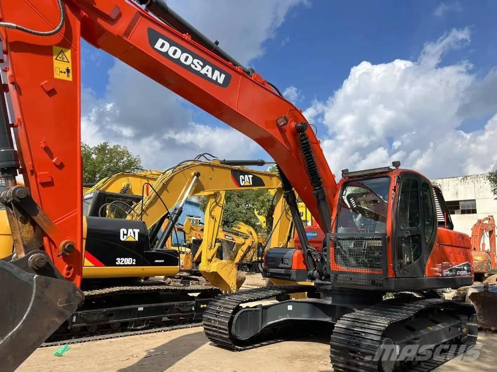 Doosan DX225LC-9C Crawler excavators