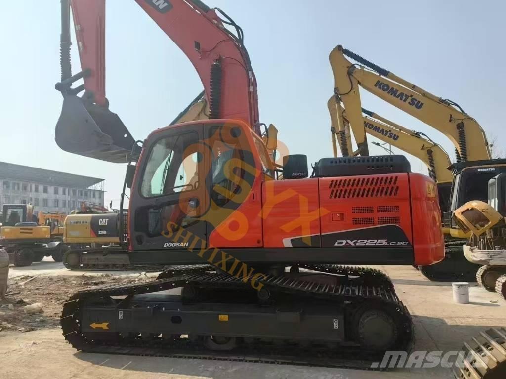 Doosan DX 225 LC Long reach excavators