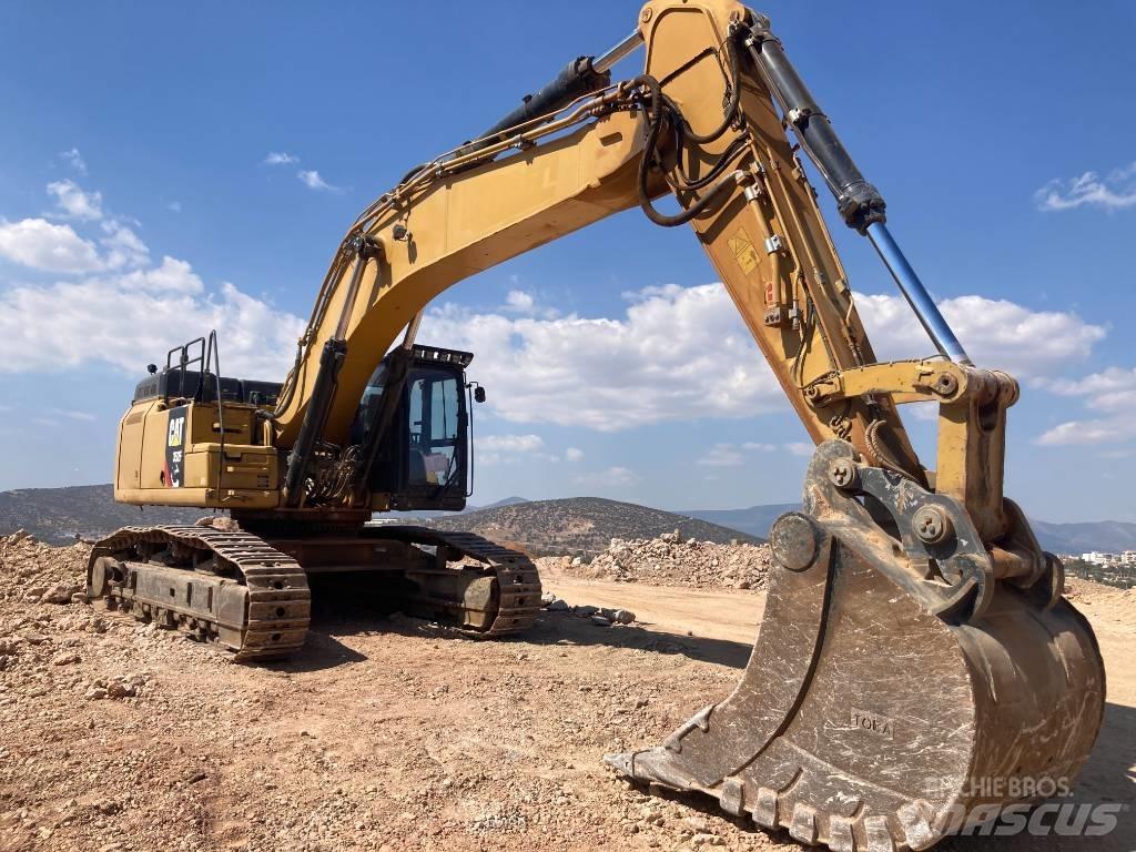 CAT 352 F Crawler excavators