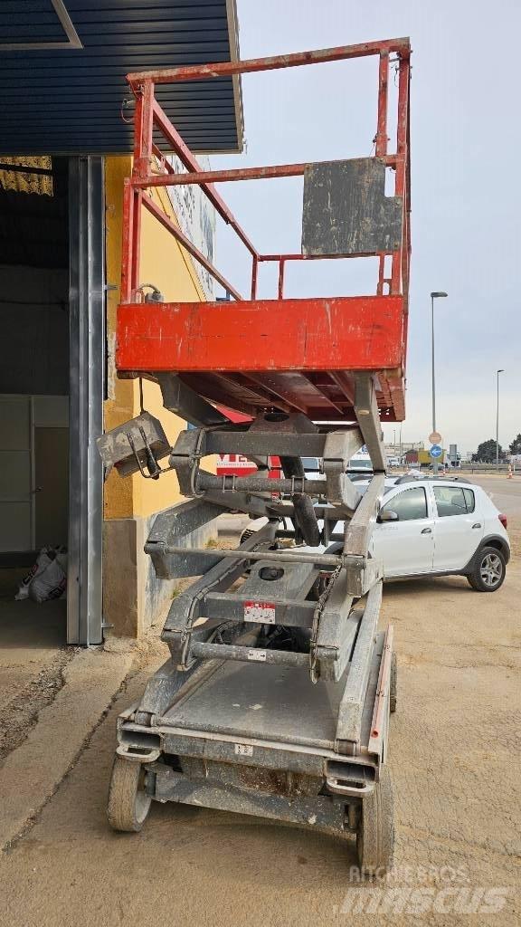 SkyJack SJIIII4626 Scissor tables