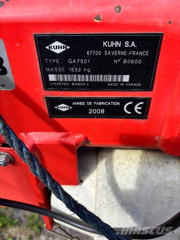 Kuhn 7501 Windrowers
