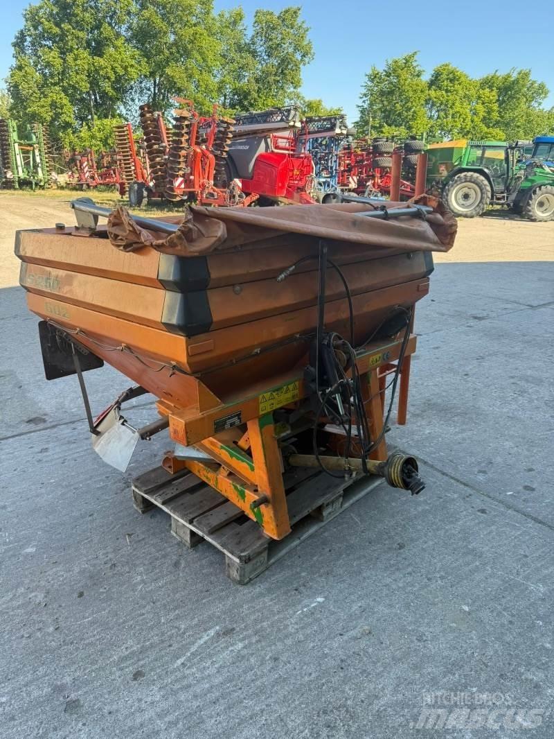 Amazone ZA XS Sand and salt spreaders