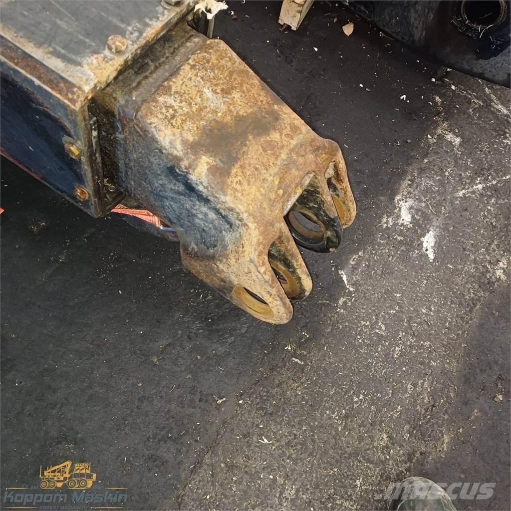 John Deere Ch711 Harvester cranes