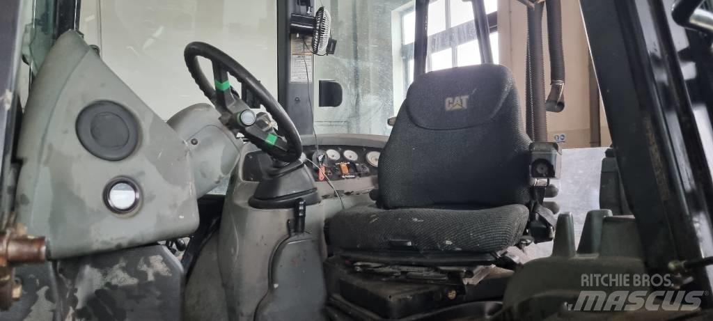 CAT 432D Backhoe loaders