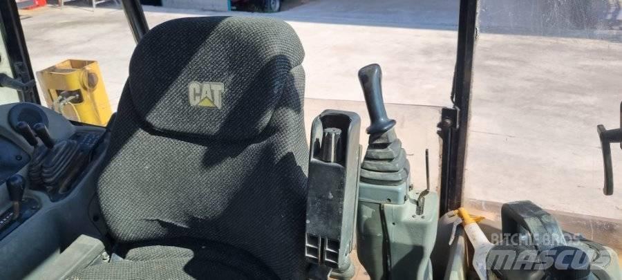 CAT 432D Backhoe loaders