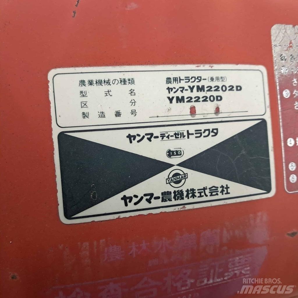 Yanmar YM 2220D Tractors