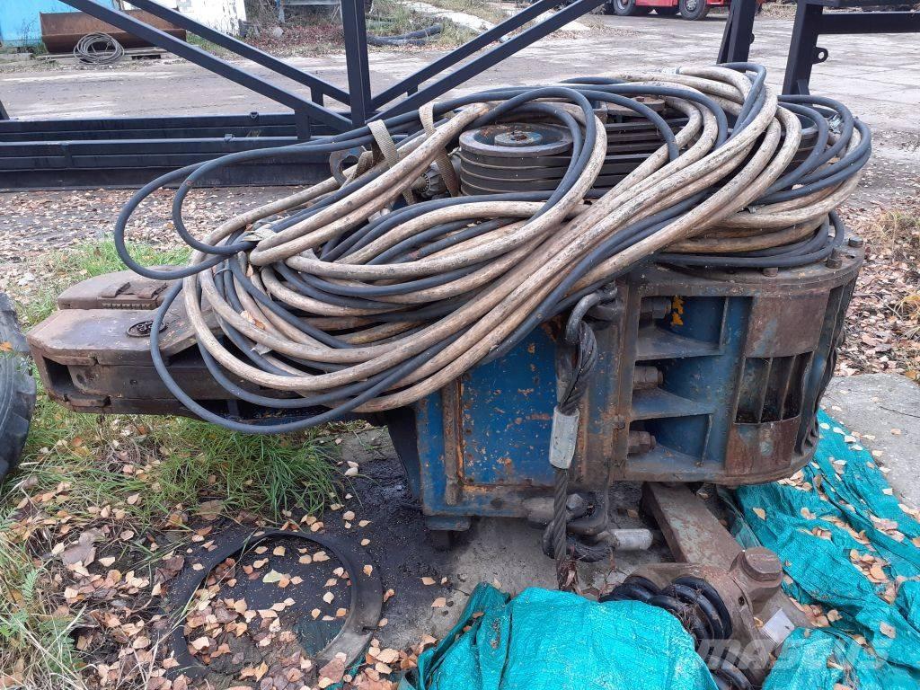  Tomen VM2-2000 Hydraulic pile hammers