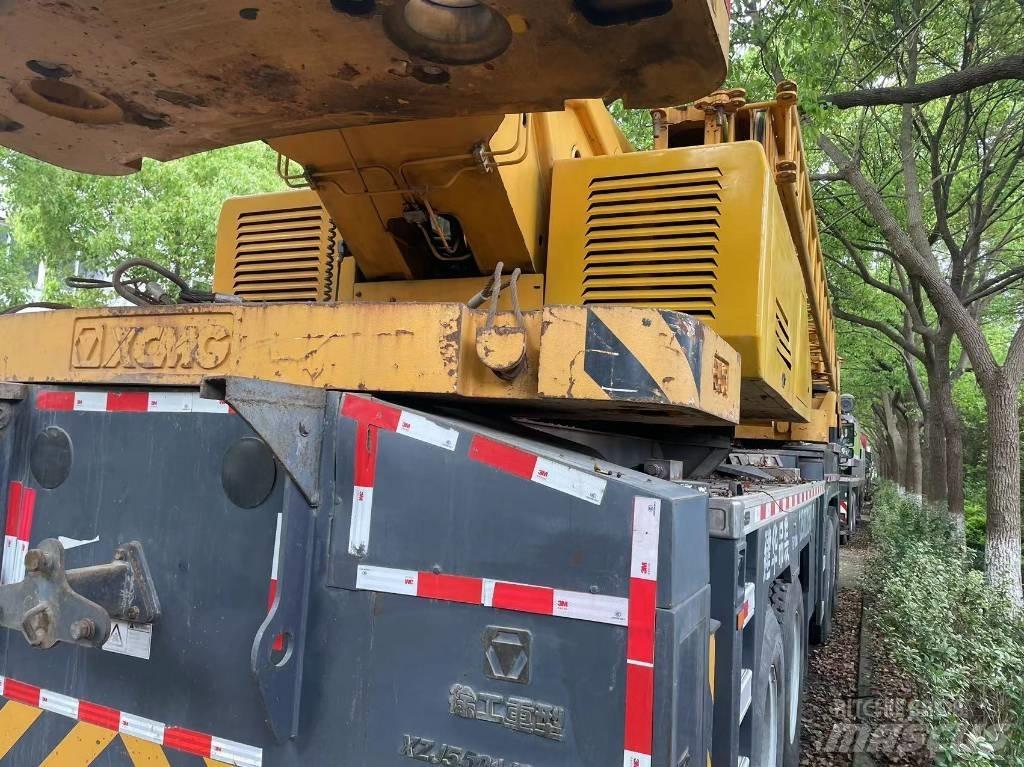 XCMG XCT100 All terrain cranes