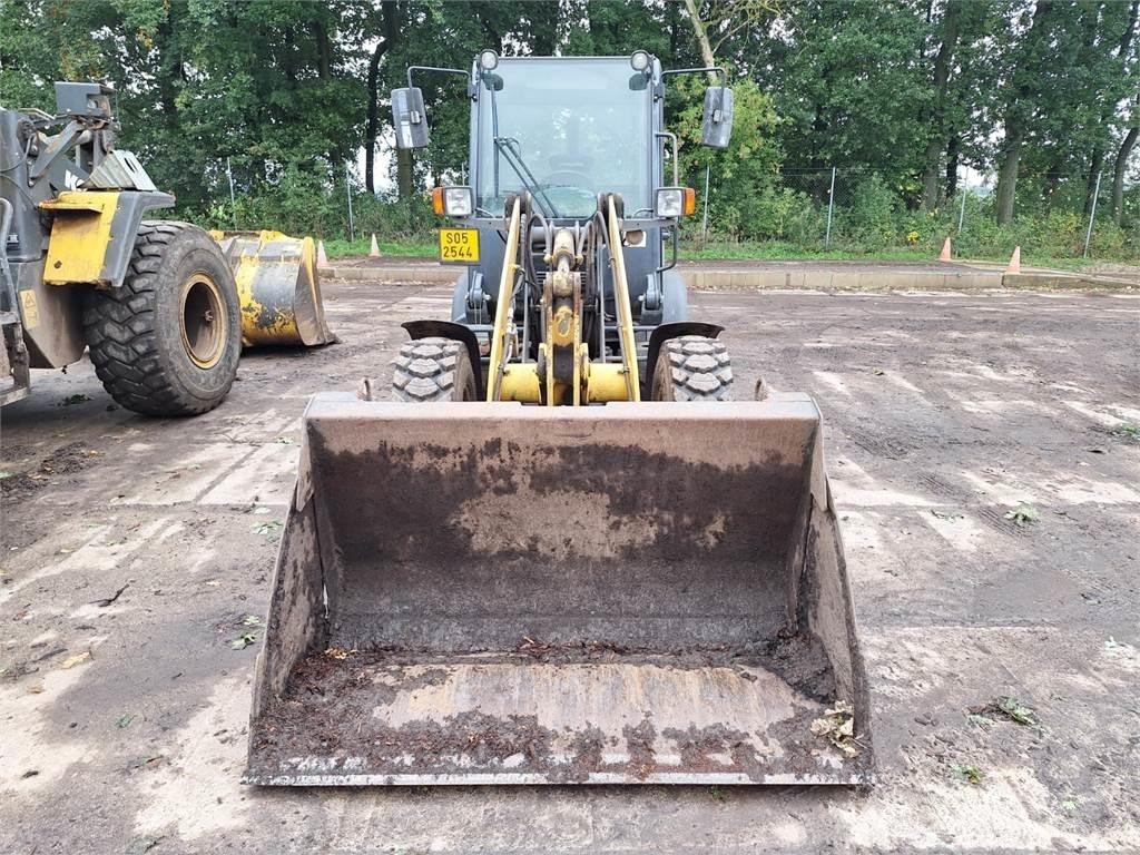 Komatsu WA 70 4X4 Construction - Others