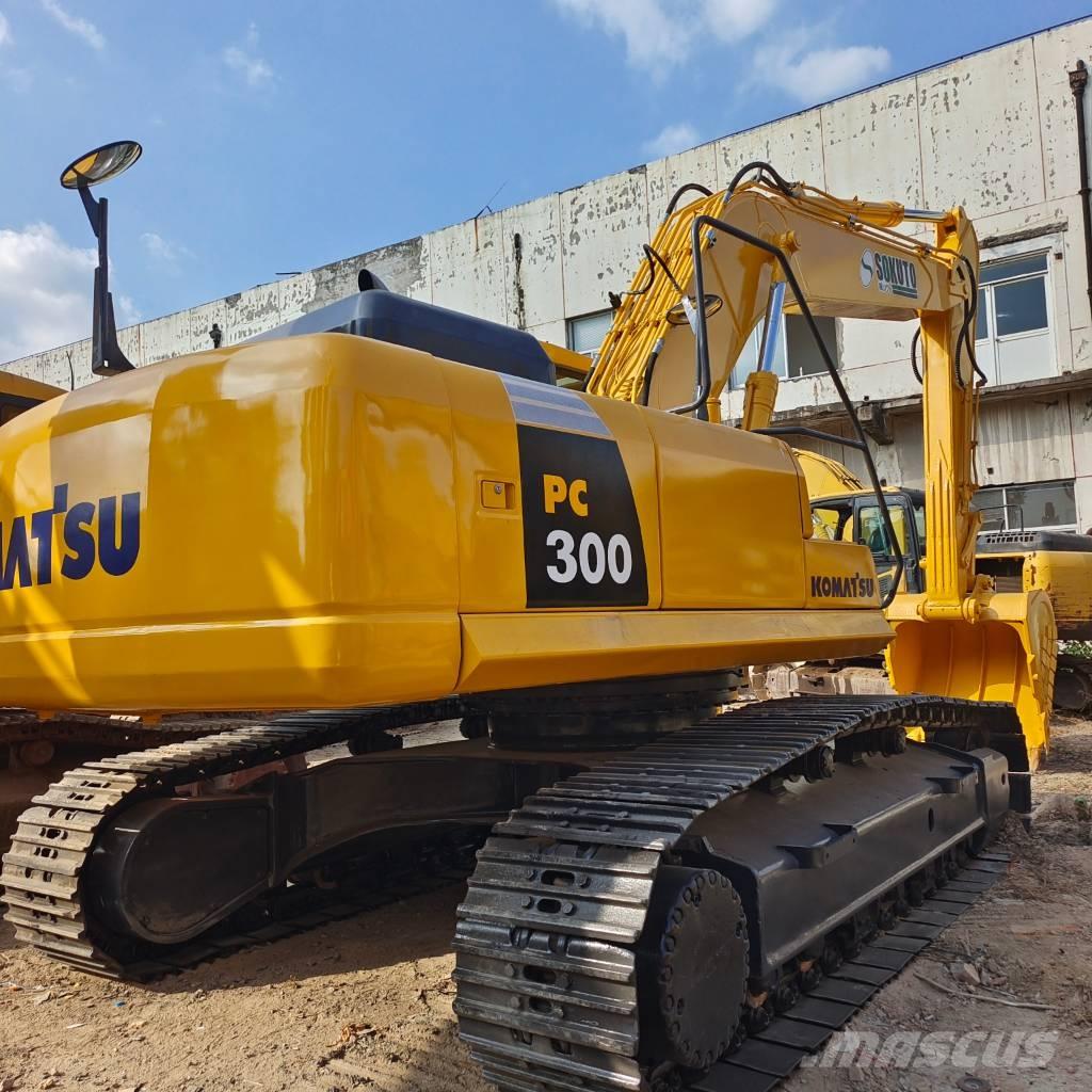 Komatsu PC 300-7 Crawler excavators