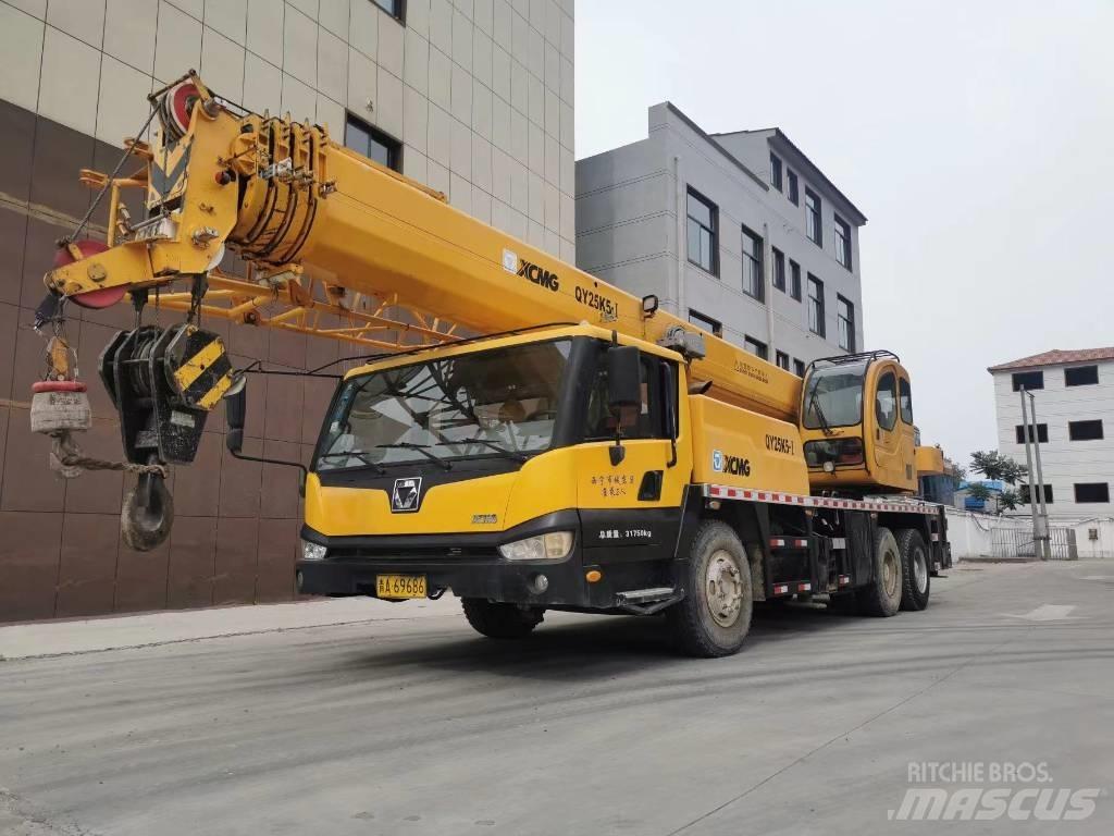 XCMG QY 25 K5-I All terrain cranes