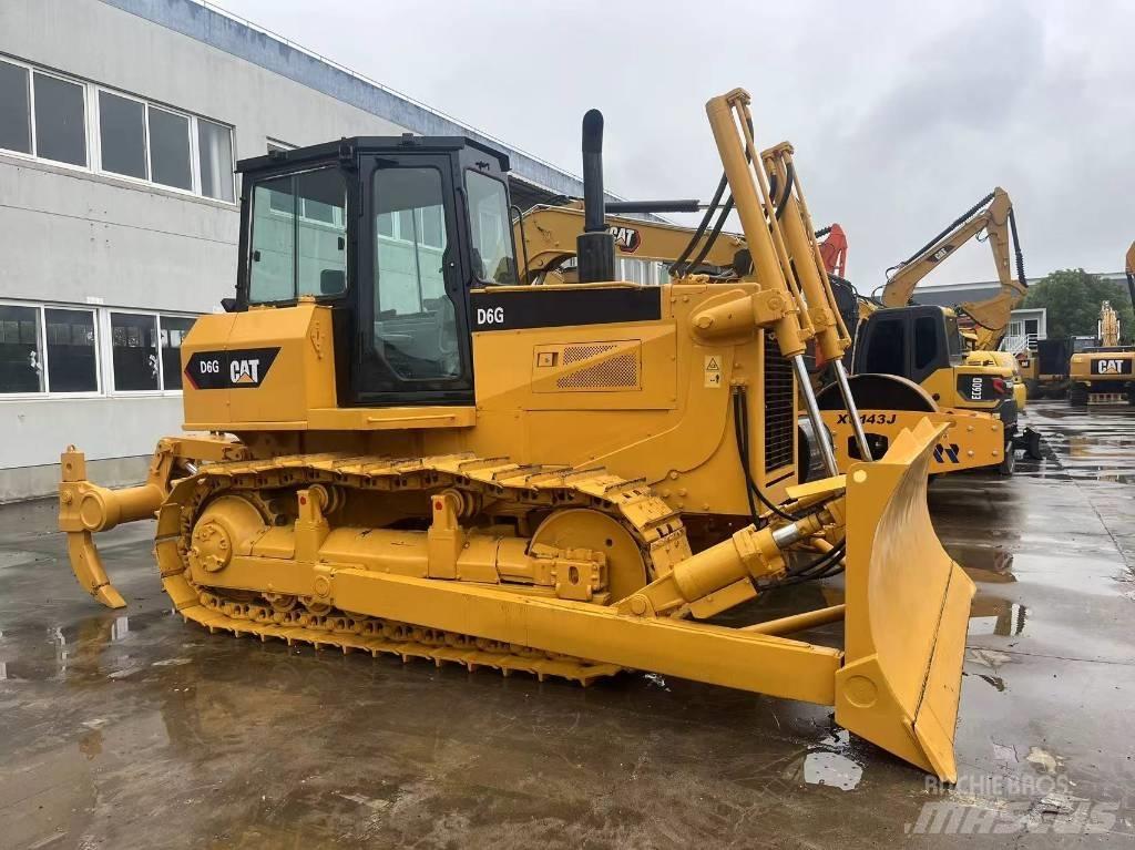 CAT D 6 G Crawler dozers