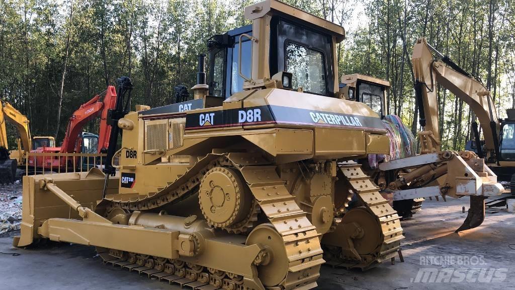 CAT D8R Crawler dozers