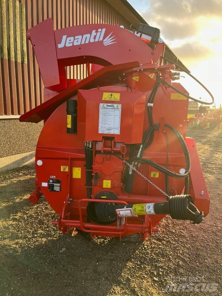 Jeantil PR 2000 Bale shredders, cutters and unrollers