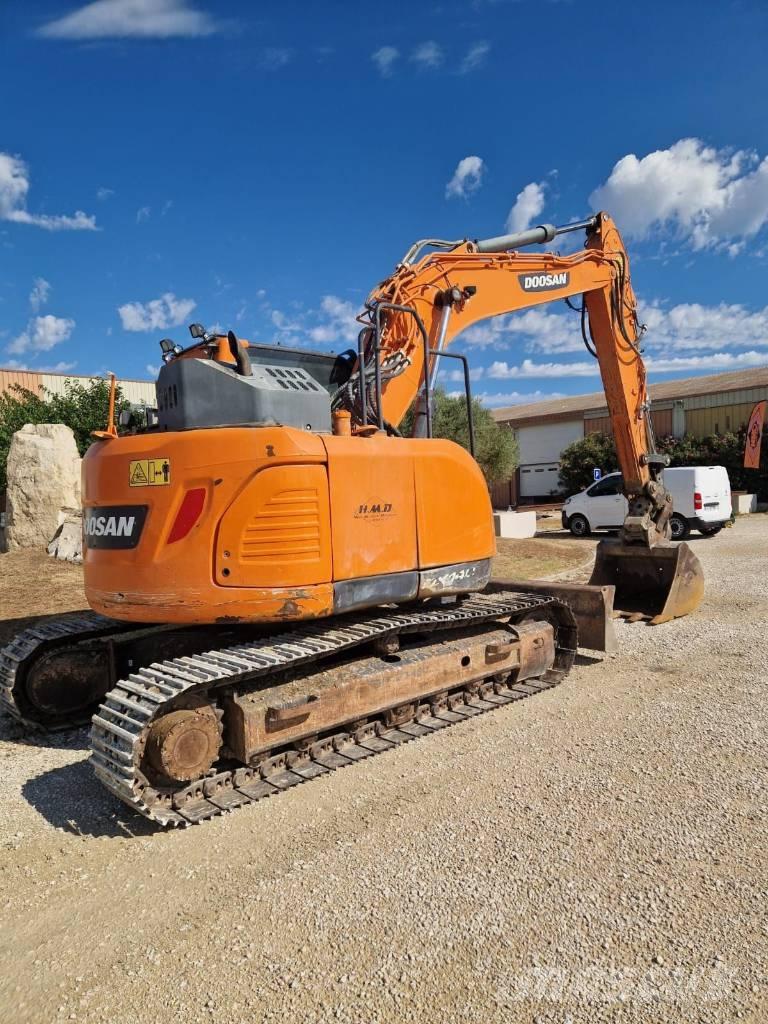 Doosan DX 140 LCR Crawler excavators