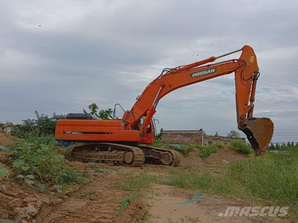 Doosan DX420LC Midi excavators  7t - 12t