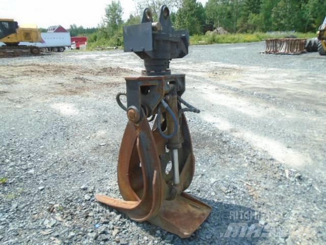 Barko 225 TRK Knuckleboom loaders