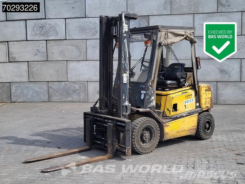 Yale GDP25 PF Diesel trucks
