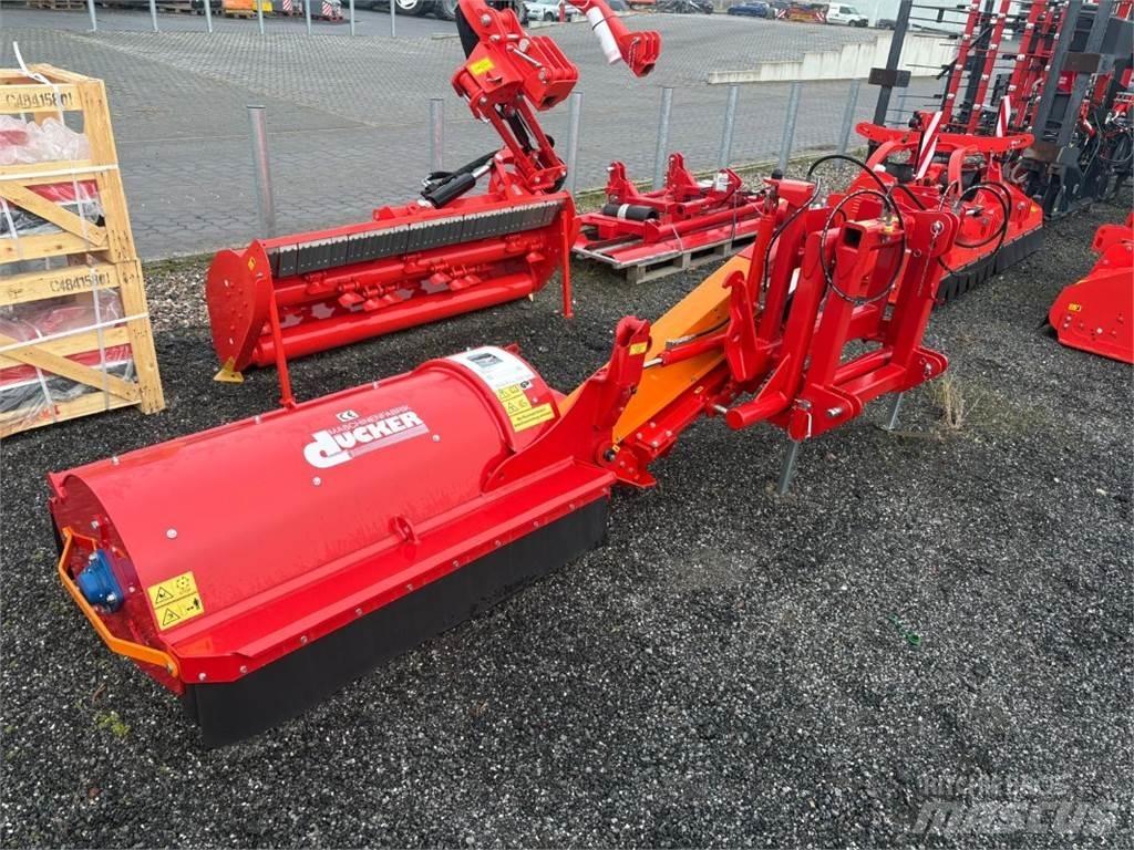 Dücker USM 15 VR4 Aerators and dethatchers