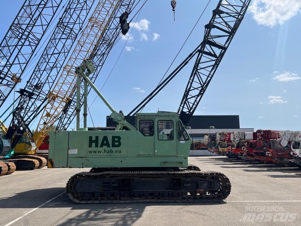 Hitachi KH 150-2 Tracked cranes
