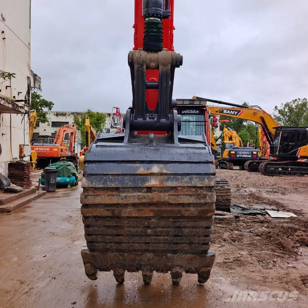 Doosan DX 340 LC Crawler excavators