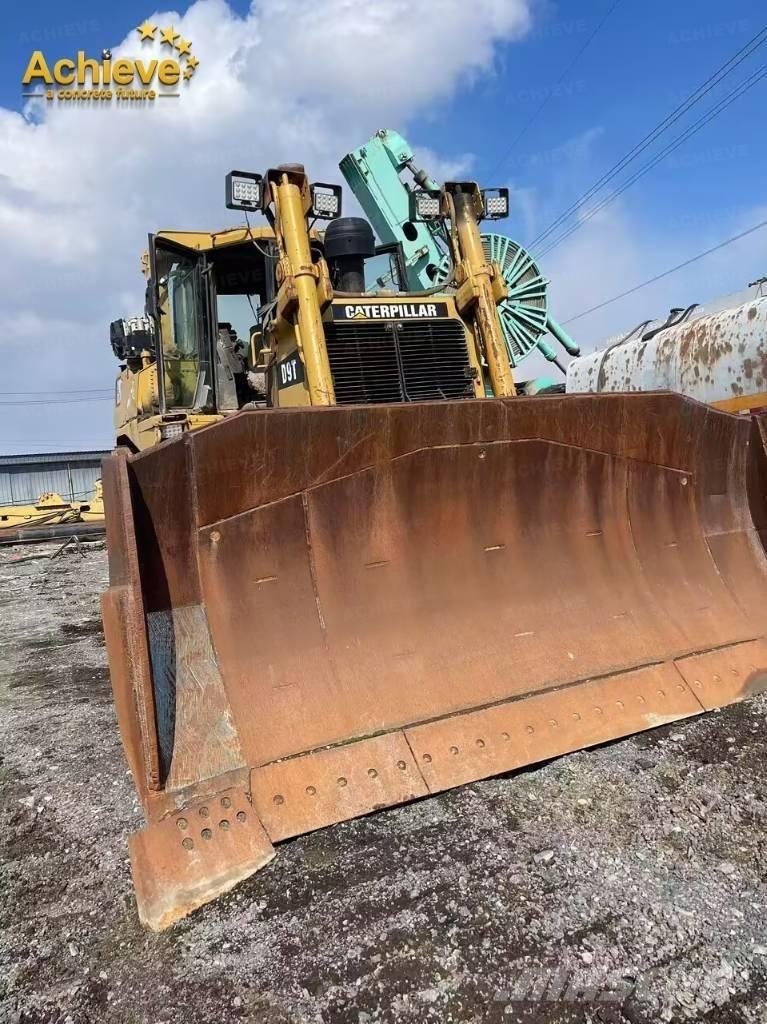 CAT D 9 T Crawler dozers
