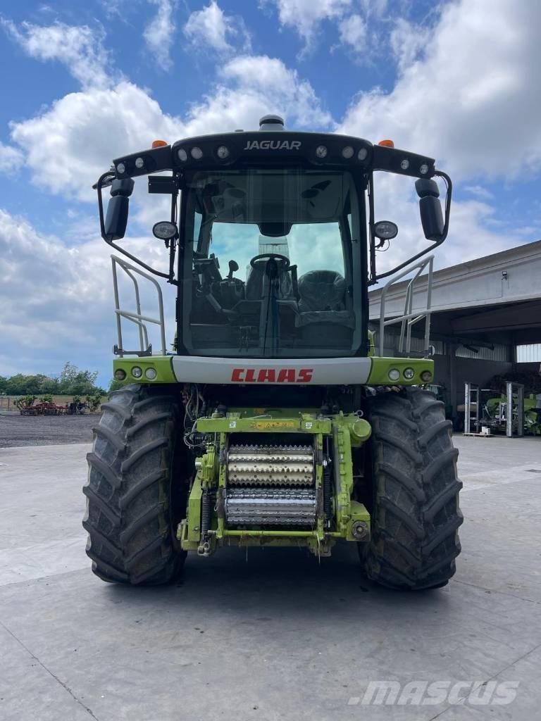 CLAAS Jaguar 990 Self-propelled foragers