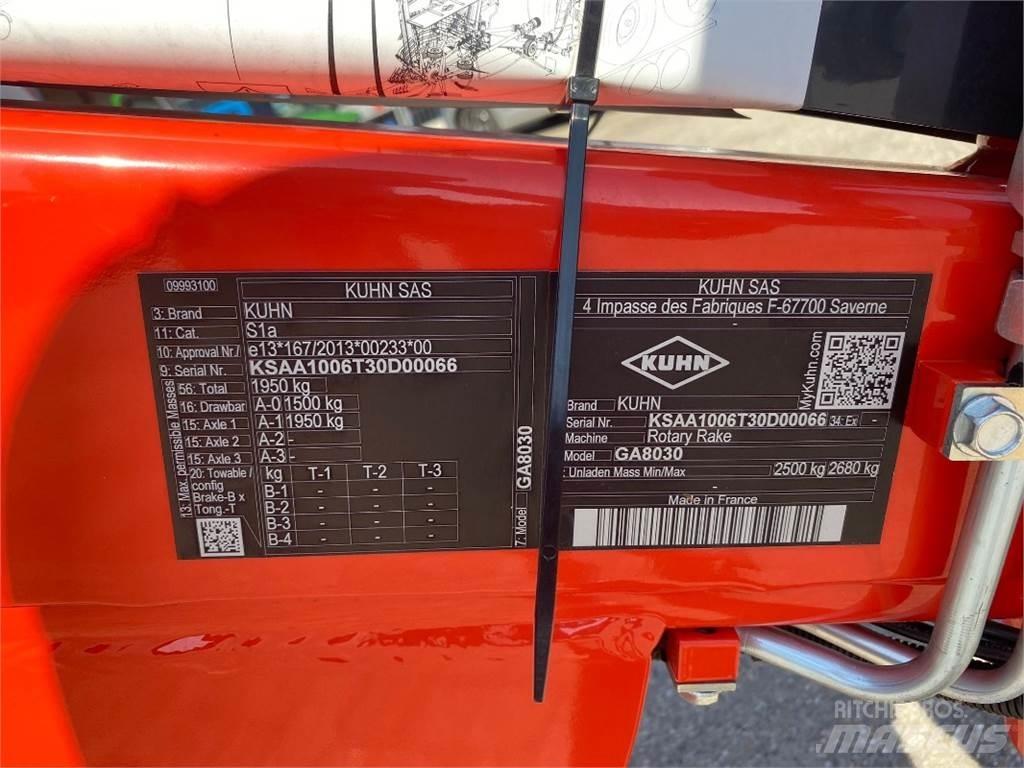 Kuhn GA8030 Swathers