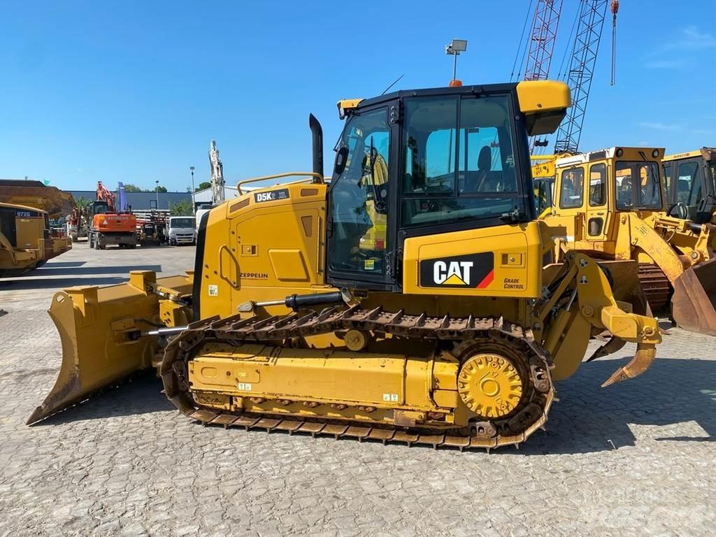 CAT D5K2 XL NVT Crawler dozers