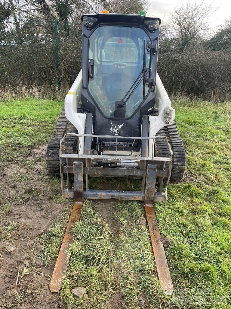 Bobcat T 66 R Skid steer loaders