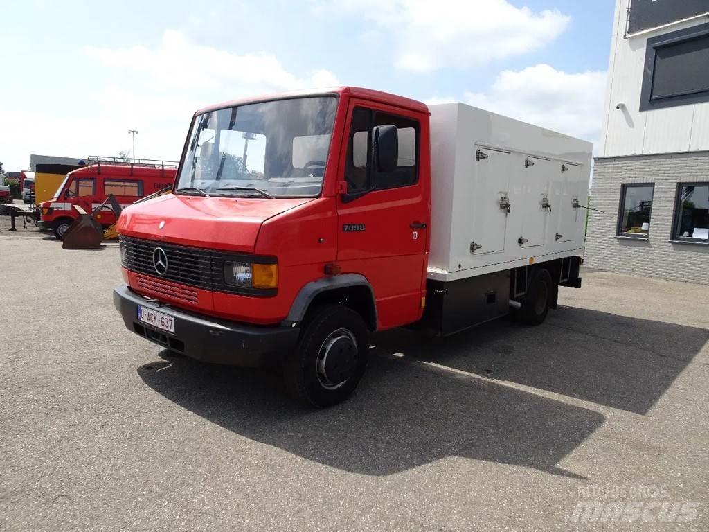Mercedes-Benz 709D Temperature controlled trucks