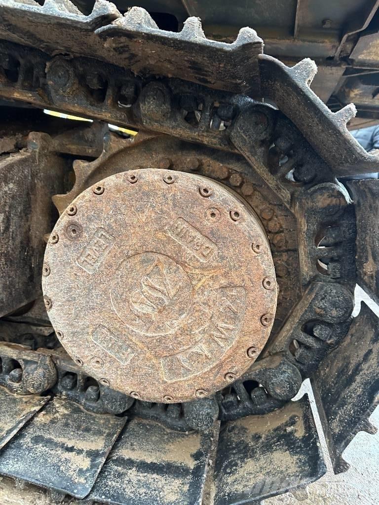 Hyundai 220LC-9S Crawler excavators